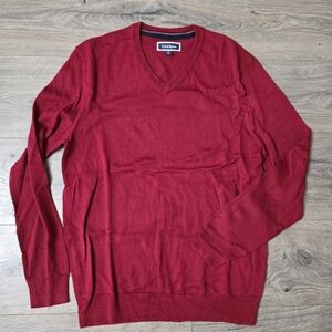 Club Room Men's V-Neck Sweater in Deep Red